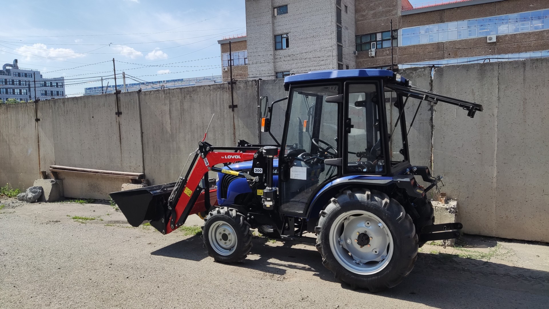 HARVEST 300 LOVOL